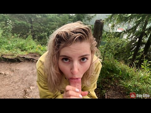 ❤️ মেয়ে একটি পাবলিক blowjob পরে কাম গিলে - Eva Elfi যৌনতা ❌️❤